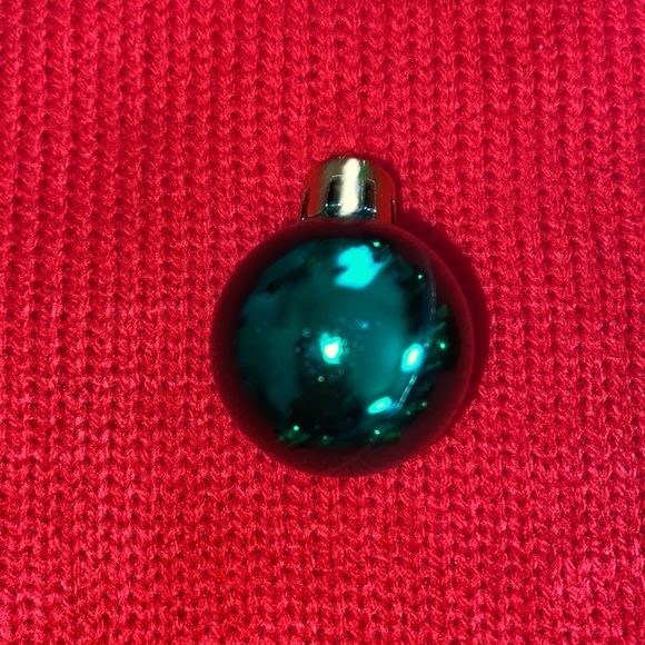 🎄UNBRANDED Cold Shoulder Christmas Ornament/Tree Ugly Christmas Sweater - Picture 4 of 8